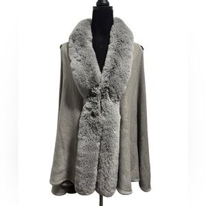 Faux Fur Gray Sleeveless Sweater Vest